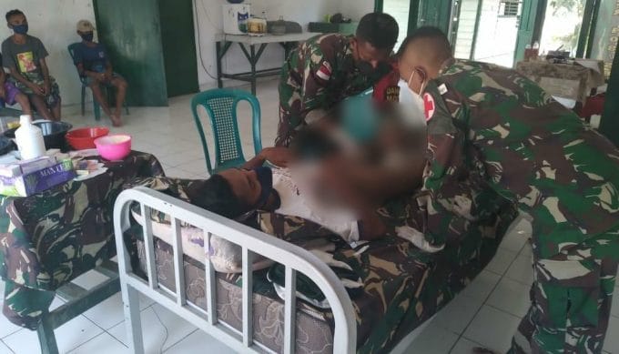 Warga 27 Tahun Ikut Sunat Masal Satgas Yonif 742/SWY