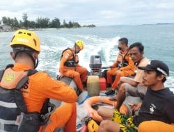 Melaut Bersama Istri, Warga Tanjung Labu Hilang di Selat Tanjung Merun