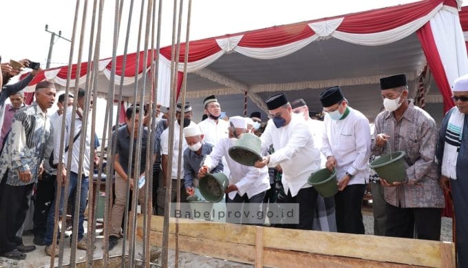 Masjid Jami’ Al Kurnia Mendapat Bantuan Terbesar dari Pemprov Babel