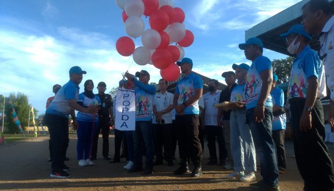 Lepas Balon ke Udara, Mulkan Resmi Buka Popda Kabupaten Bangka 2022