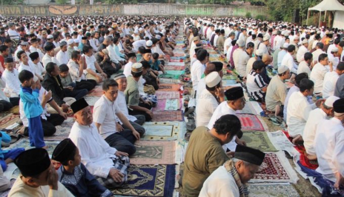Masjid di Koba Adakan Salat Ied Dua Kali