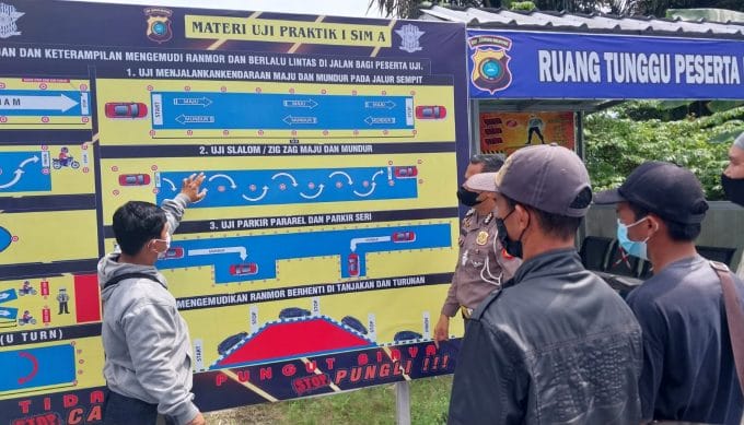 Satlantas Polres Bateng Sosialisasikan Coaching Clinic Pakai QRIS