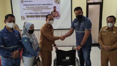 Bukan CSR, PT MSK Bari 20 Kursi Roda ke Pemkab Bangka Tengah