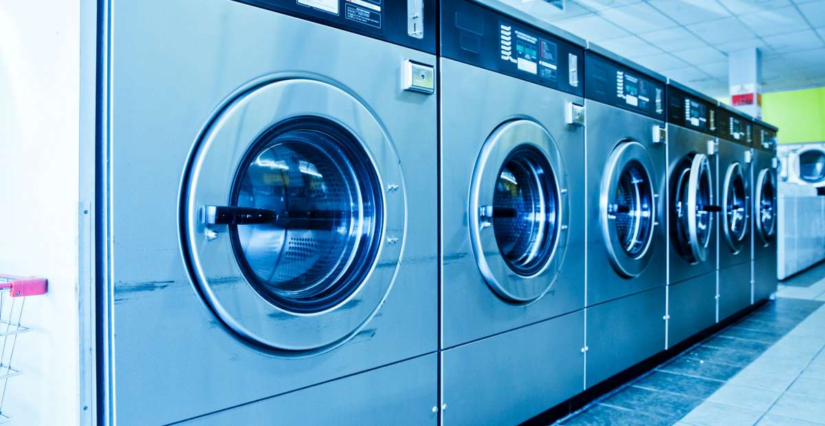 Mesin cuci front loading