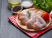 Rekomendasi 3 Cara Menyimpan Daging Ayam di Kulkas agar Awet Berbulan-bulan