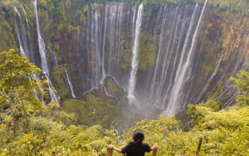 Pesona Keindahan Coban Sewu, Pesona Air Terjun Cantik Nan Indah di Jawa Timur