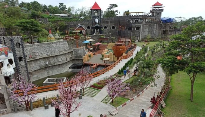 Megahnya The Lost World Castle, Objek Wisata Hits Mirip Benteng Takeshi di Sleman Jogja