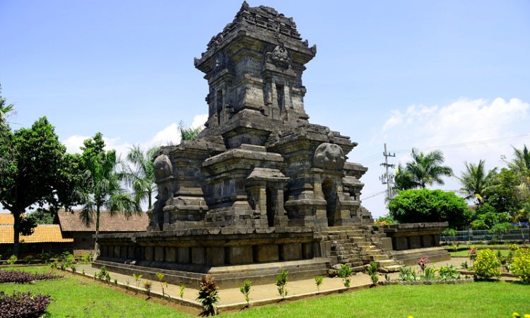candi singosari