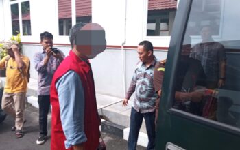 Kepala Kesbangpol dan Kabid Damkar Bangka Digiring ke Lapas Tua Tunu