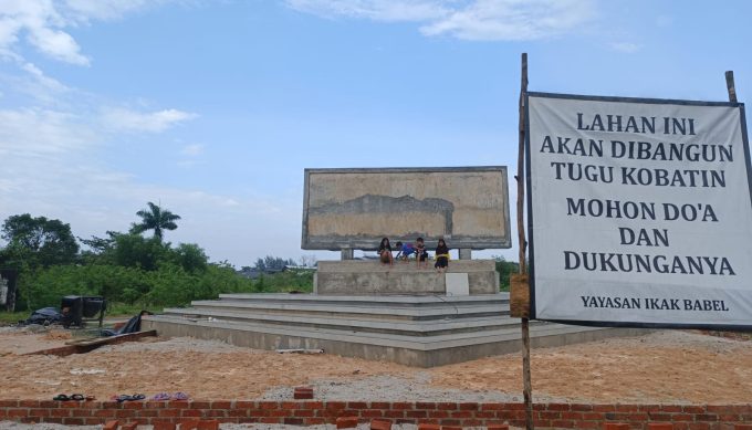 Monumen PT Kobatin Mulai Berdiri