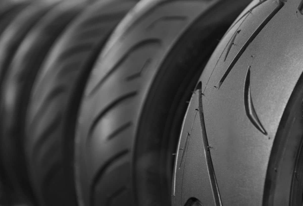 Ban Tubeless motor matic