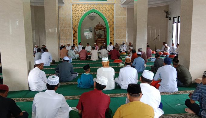 3 Tahun Lalu Peletakan Batu Pertama, Kini Molen Salat Jumat Pertama di Masjid Al-Mizan