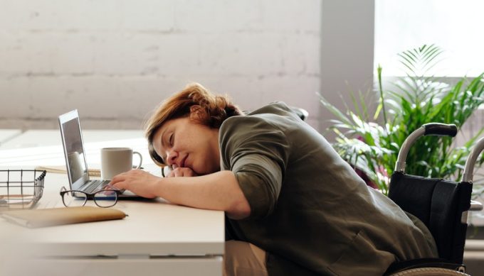 Wajib Tahu, 6 Kebiasaan Buruk Ini Bisa Mengganggu Kualitas Tidur!