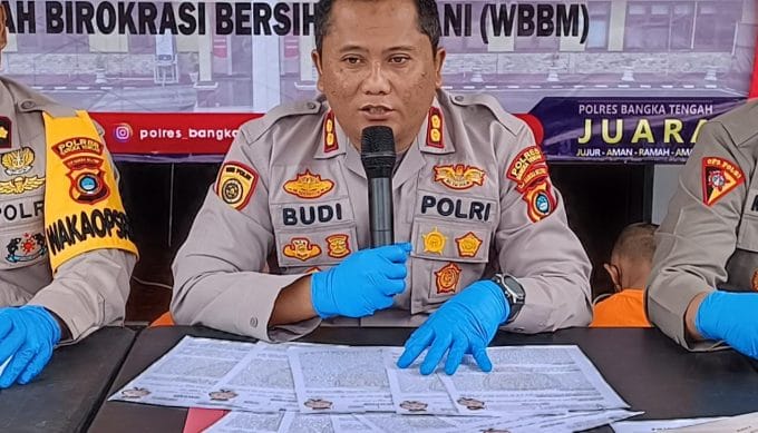Polres Bateng PTDH Satu Anggotanya