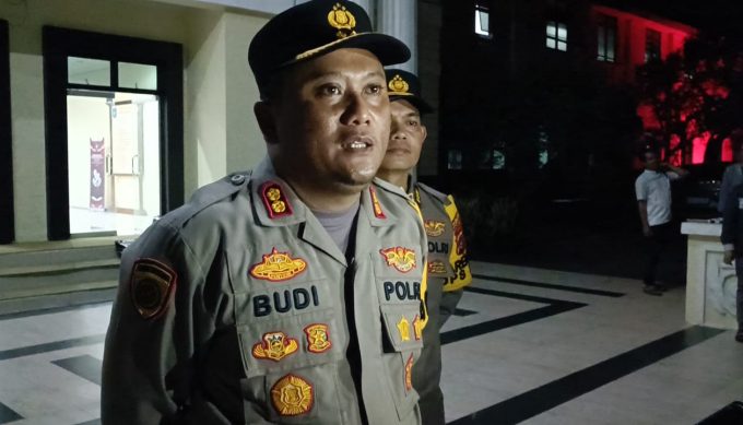 Gawat, Oknum Polisi di Bangka Tengah Meneror Warga Koba