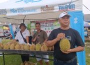 Durian di Bazar Air Mesu Bergaransi