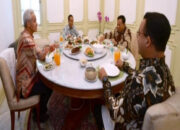 Jokowi Mendapat Hidangan Es Laksamana Mengamuk di Istana Kepresidenan Jakarta
