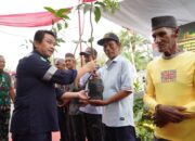 PT Timah Bantu Masyarakat Desa Beriga, Mulai Sembako hingga Ribuan Bibit