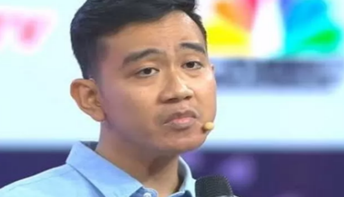 Gibran Rakabuming Ganti Nama Jadi Samsul, saat Main Futsal di Cirebon Jawa Barat