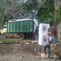 Tiga Kecamatan Belum Kembalikan Logistik Kotak Suara, Bawaslu Bangka Tetap Awasi