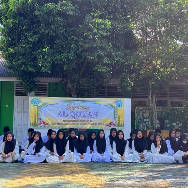 Jelang Kelulusan, SMP Muhammadiyah Koba Khatam Alquran