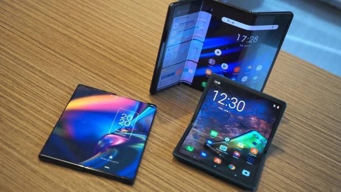 TCL Layar Lipat Tiga