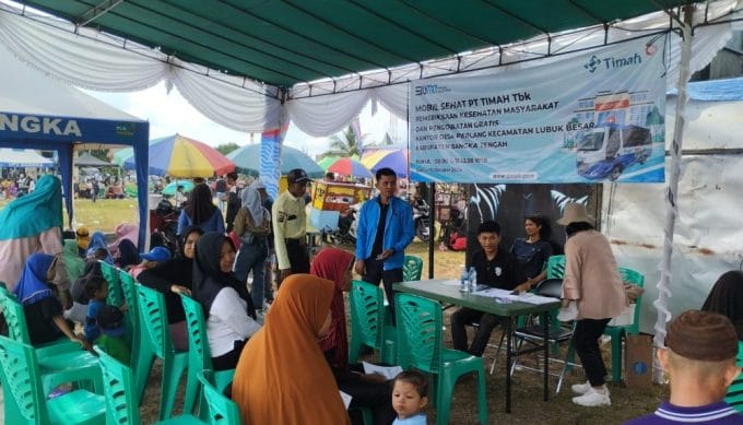 Hadir di Festival Danau Pading, Mobil Sehat PT Timah Diserbu Masyarakat