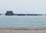 Breaking News ! Puluhan TI Perahu Serbu KIP depan Batavia