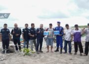 PT Timah Bantu Pengerukan Alur Pengangkutan Ikan di Pantai BOM Sampur