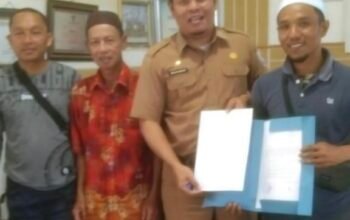 Akhirnya Bank Tanah Batalkan Pemasangan Patok di Desa Delas