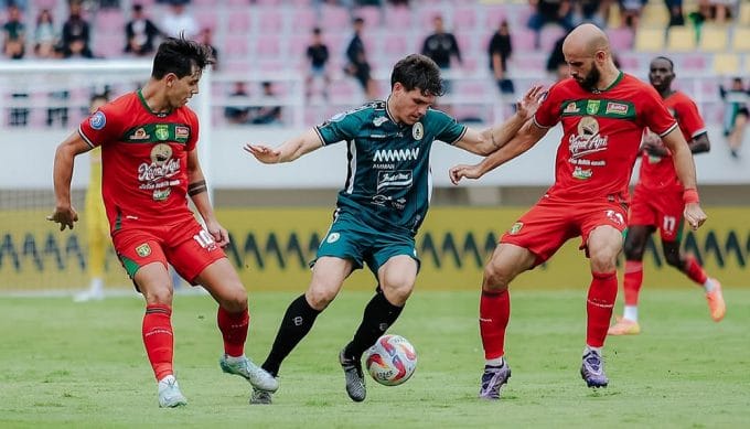 Debut Manis Vico Duatre, PSS Sleman Hajar Persebaya