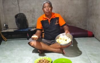 Sudah Dua Bulan Jakaria Makan Ubi Rebus