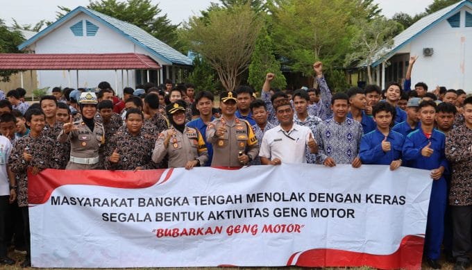 Polres Bangka Tengah Sosialisasi Kamseltibcar Lantas di SMKN 1 Koba