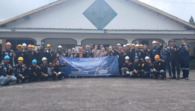 Mahasiswa Polman Babel Belajar Pengelolaan dan Peleburan Rimah