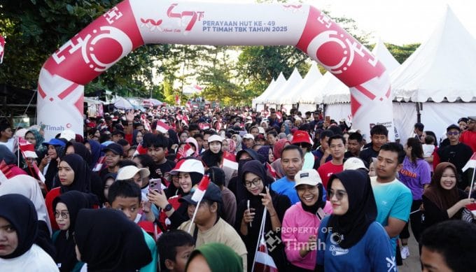 Meriahnya HUT PT Timah di Pantai Nek Aji