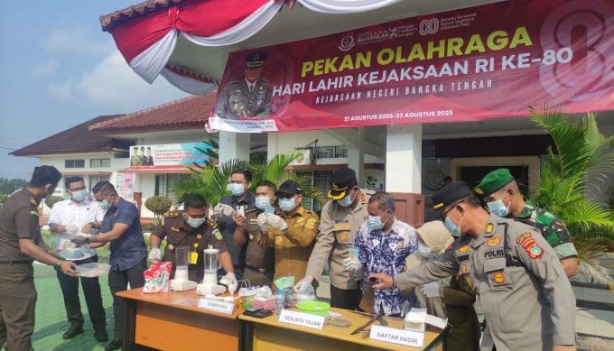 Ratusan Gram Shabu dan Senpi Dimusnahkan