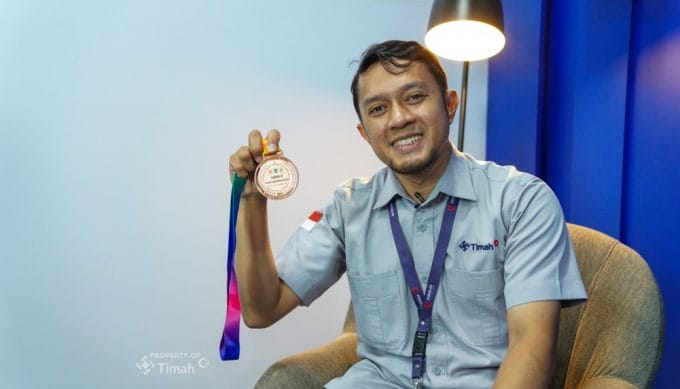 Dari Ruang Kerja ke Arena Laga